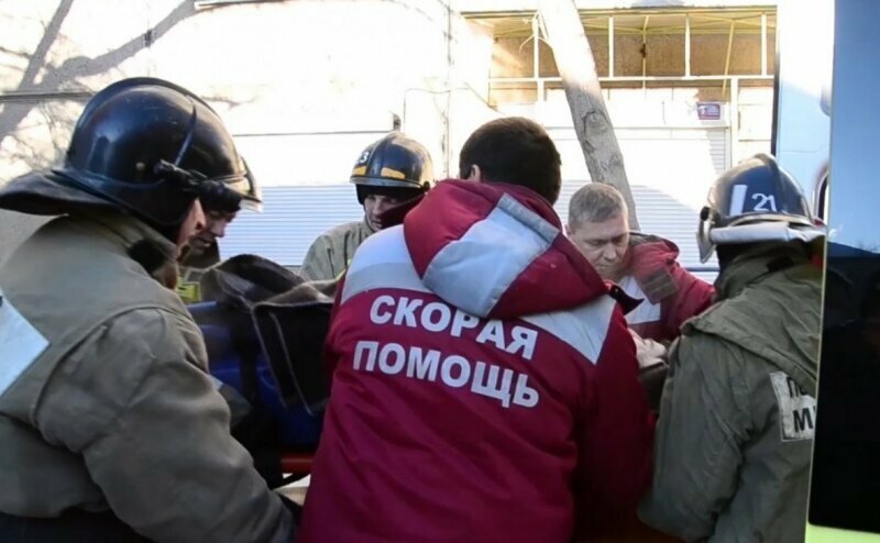 Из-под завалов в Магнитогорске спасли 10-месячного младенца: видео