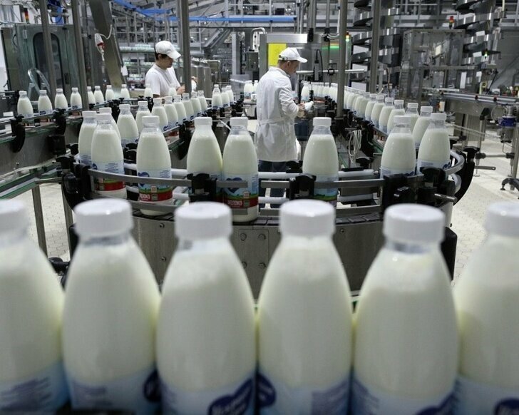 Экспорт российского молока за год вырос почти в два раза