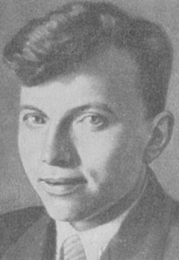 Герои Советского Союза. Александр Павлович Головненков