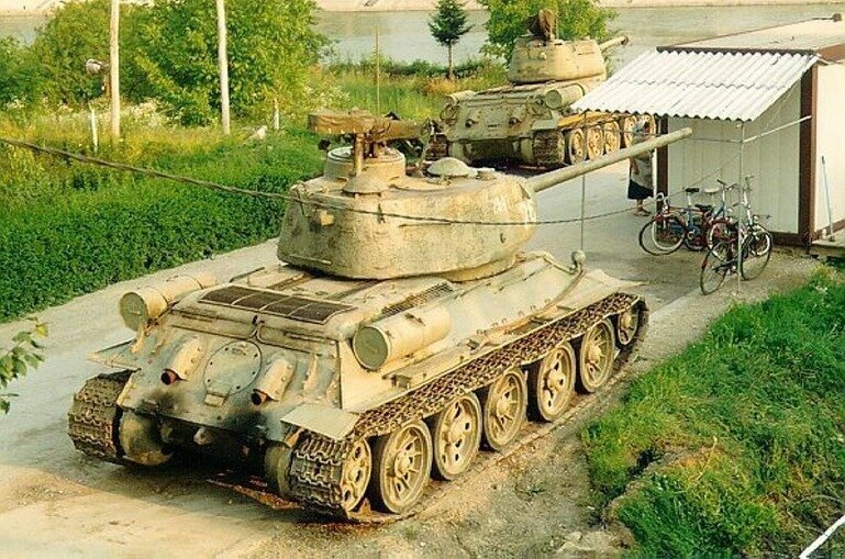 Российские военные приняли от коллег из Лаоса 30 танков Т-34
