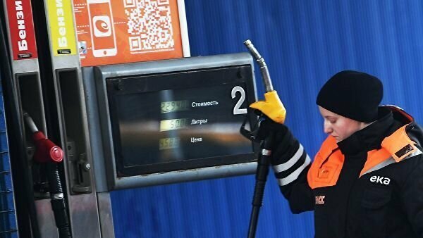 В России снова подорожал бензин