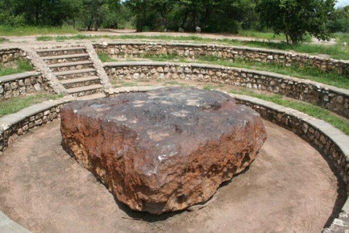 Что из себя представляет самый большой метеорит, упавший на Землю
