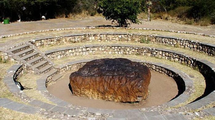 Что из себя представляет самый большой метеорит, упавший на Землю
