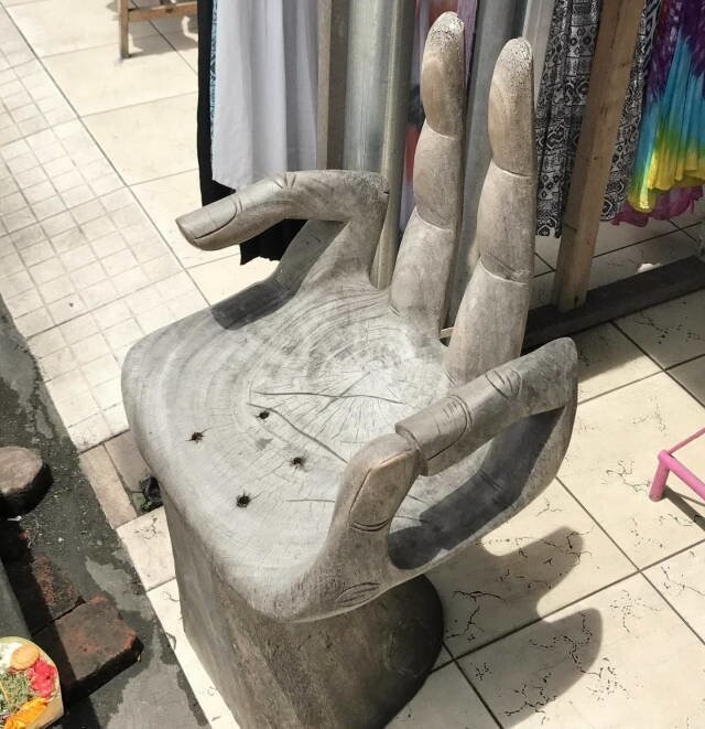 Как вам такое кресло?