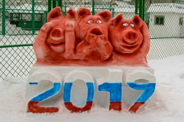 В конкурсе зимней скульптуры ФСИН по Пермскому краю победила свинья