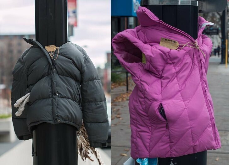  Дети в Канаде помогают бездомным пережить зиму, оставляя куртки на столбах.