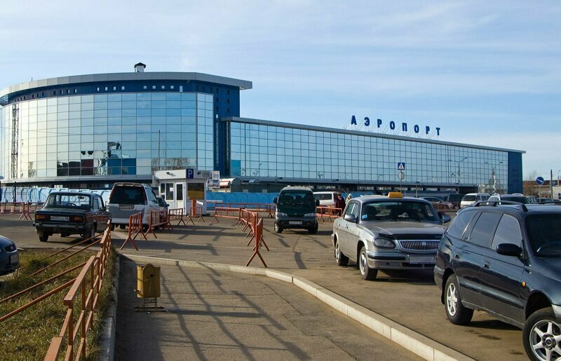 Семья из Монголии опоздала на рейс, пока готовила еду в аэропорту