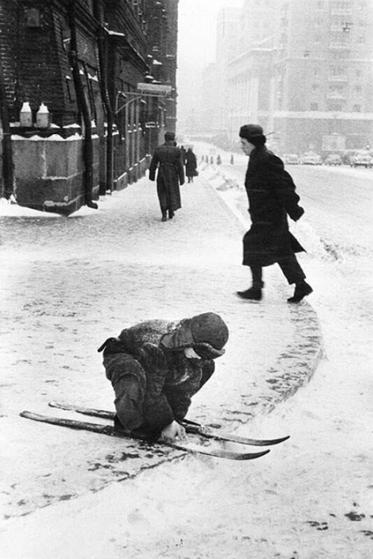По Красной площади на лыжах, 1960 год.