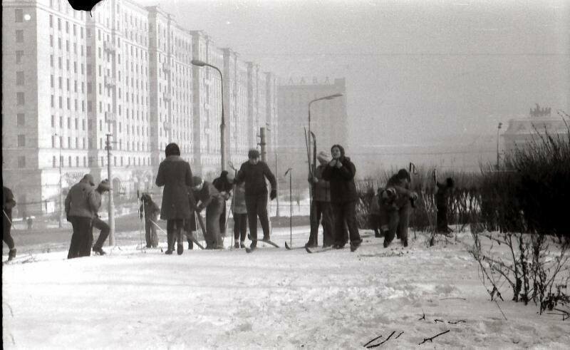  Урок физкультуры на Поклонной горе, 1976 год.