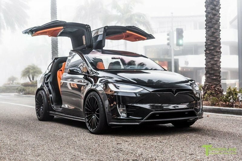 Tesla Model X в карбоновом расширении от компании T Sportline