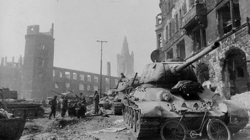 Кёниксберг (Калиниград). апрель 1945 г.