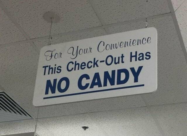 В этом супермаркете есть касса без конфет, чтобы избавить родителей от детских слёз и требований купить конфетку 