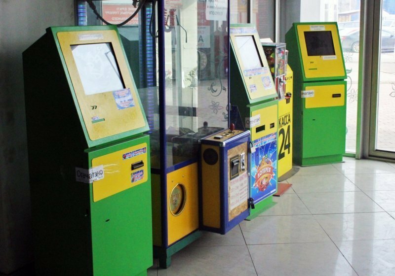 Расследование. Почему процветают незаконные игровые автоматы в торговых центрах