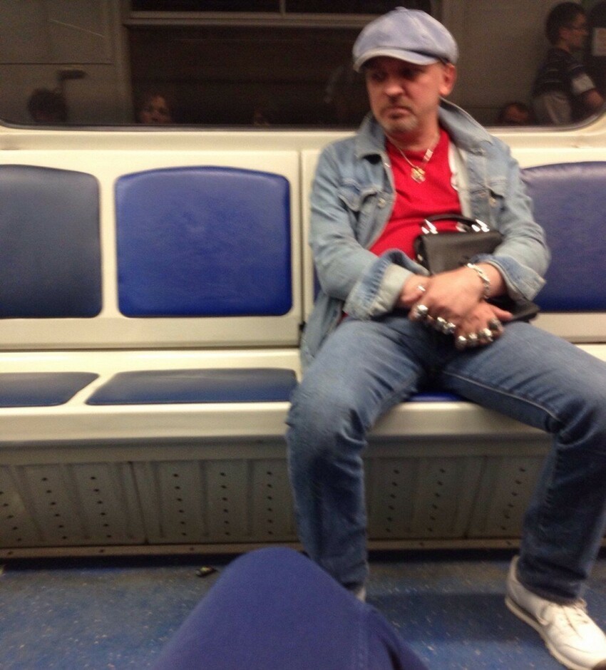 Модные люди в метро: осторожно, здесь может быть ваша фотография! от Alorous за 29 января 2019