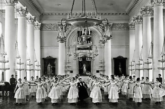 Урок танцев (мазурка), конец 1800-х