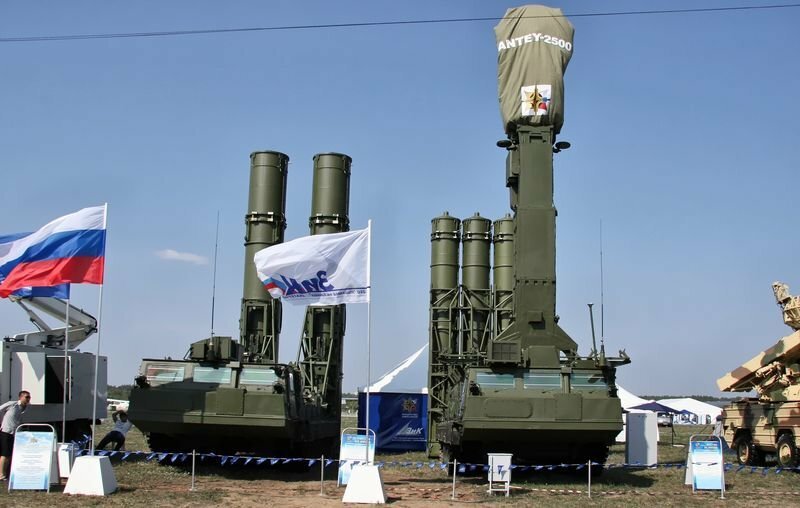 Зенитные ракетные комплексы "Антей- 2500"