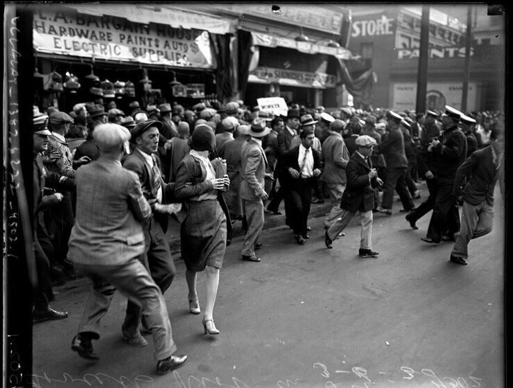 “Красный бунт” – демонстрация безработных в Лос-Анджелесе, проходившая по руководством местных коммунистических лидеров. 1930 год.