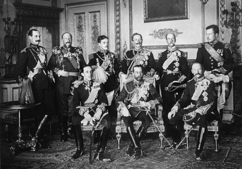 Если вы любите исторические фотографии, то вот несколько занимательных фактов о фотографии "9 монархов"