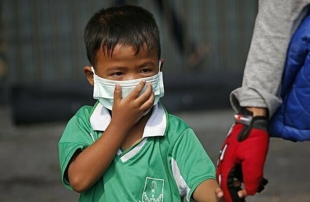 Из-за смога жители Бангкока кашляют кровью