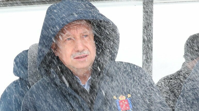 Никаких оправданий: Беглов жестко отчитал чиновников за уборку улиц в Петербурге