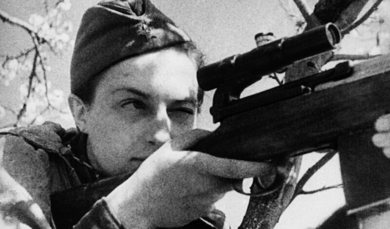 История лучшего снайпера времен Второй мировой