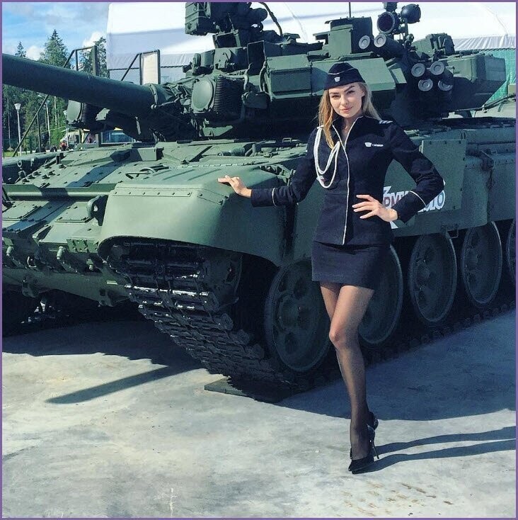 Куда же без танка ?