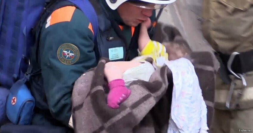 Спасенного из-под завалов рухнувшего в Магнитогорске дома,Ваню Фокина выписал...