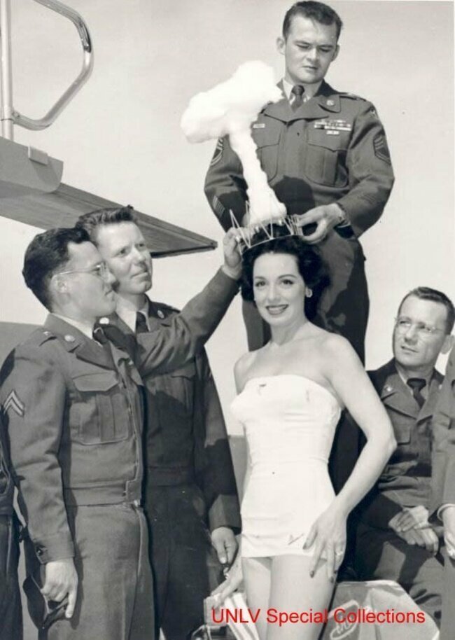 Победительница конкурса «Мисс атомная бомба» (1950)