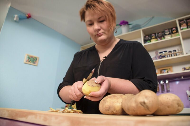 В Нижнем Новгороде женщина убила своего любимого, пока чистила картошку
