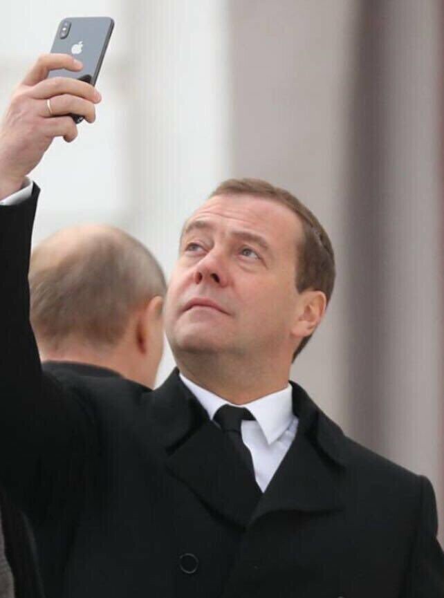 Не призывайте снять Медведева