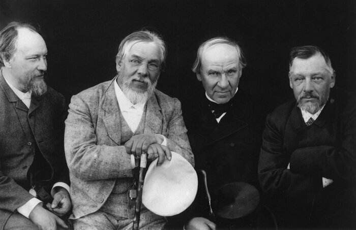 Братья Боткины (слева направо): Михаил Петрович, Сергей Петрович, Петр Петрович и Дмитрий Петрович.