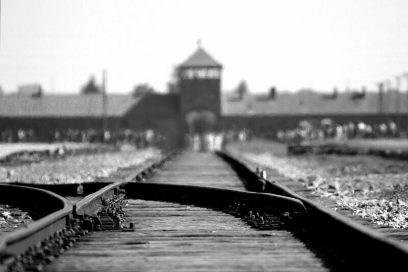Поездка в Освенцим: город с тысячей шрамов