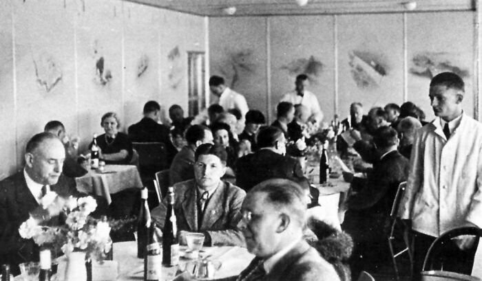 Редкие исторические фотографии: интерьеры дирижабля "Гинденбург" перед катастрофой