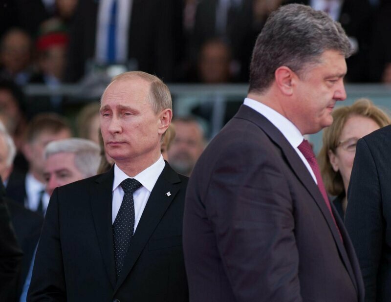 «Он меня игнорирует»: Порошенко пожаловался на Путина