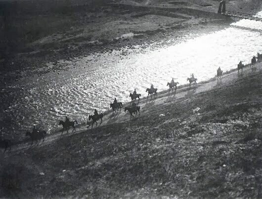 Пограничники на реке Вахш