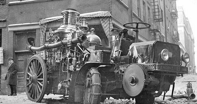 В 1911 году в США стартовала программа модернизации пожарных частей.