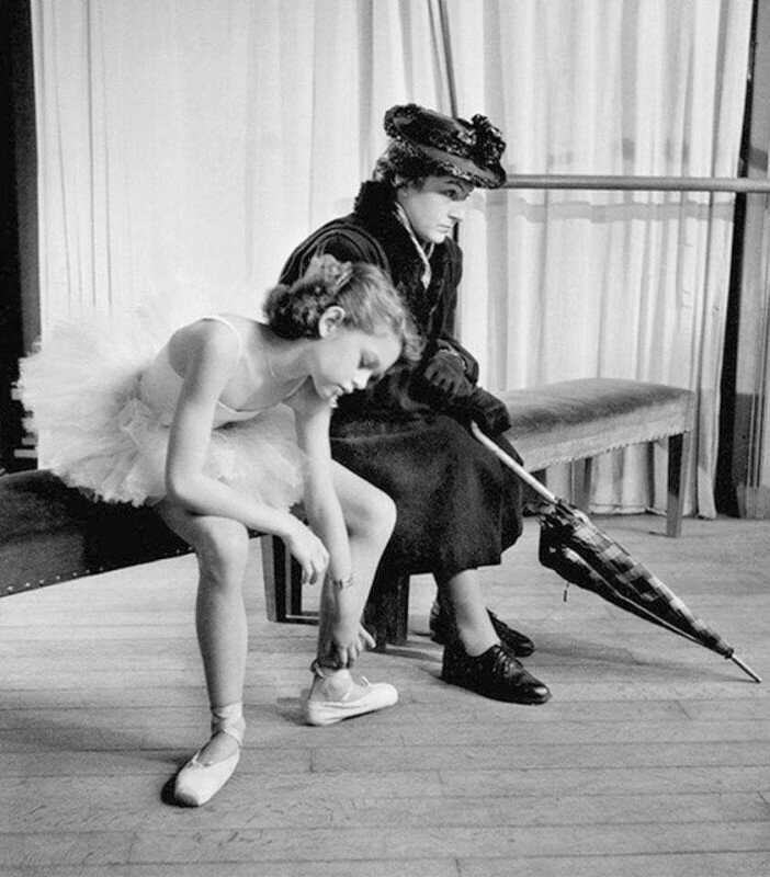 12-летняя Брижит Бардо в балетном классе, 1946 г.
