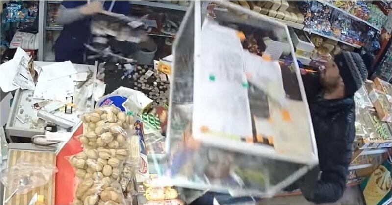 Вооруженный пустой бутылкой из-под коньяка мужчина попытался ограбить продуктовый магазин