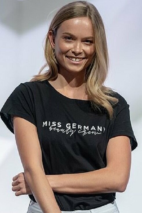 Самая красивая девушка Германии служит в полиции