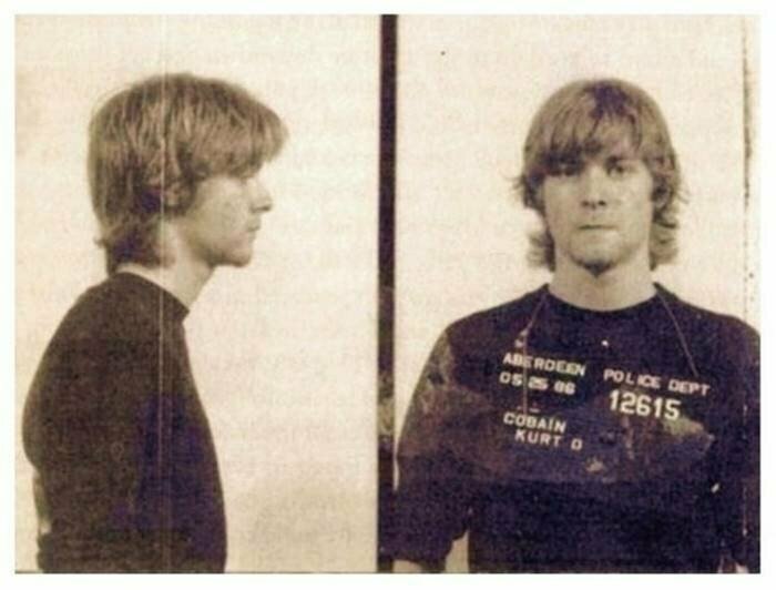 22. Курт Кобейн, 19 лет (1986 г.). Арестован за граффити с надписью «Бог — гей»