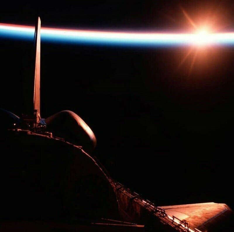 Шаттл "Колумбия" на орбите Земли. Ноябрь-декабрь 1983 года.