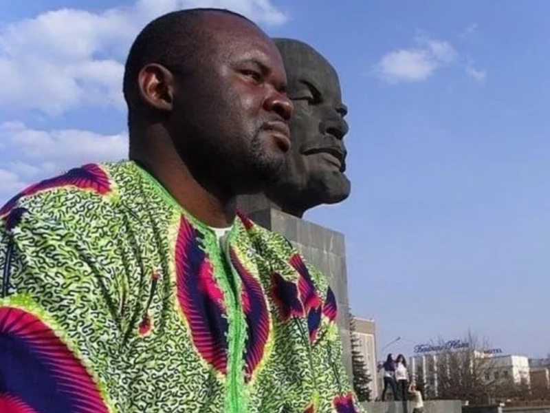 Просто так прохожий - парень чернокожий: приключения африканцев в России