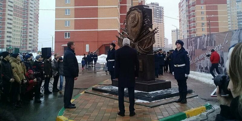 В Туле открыли памятник оружейнику Василию Грязеву