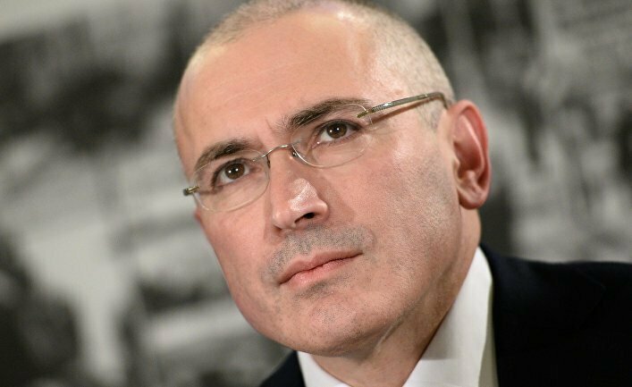Олигарх в гневе: Ходорковский пытается оспорить блокировку «МБХ медиа»