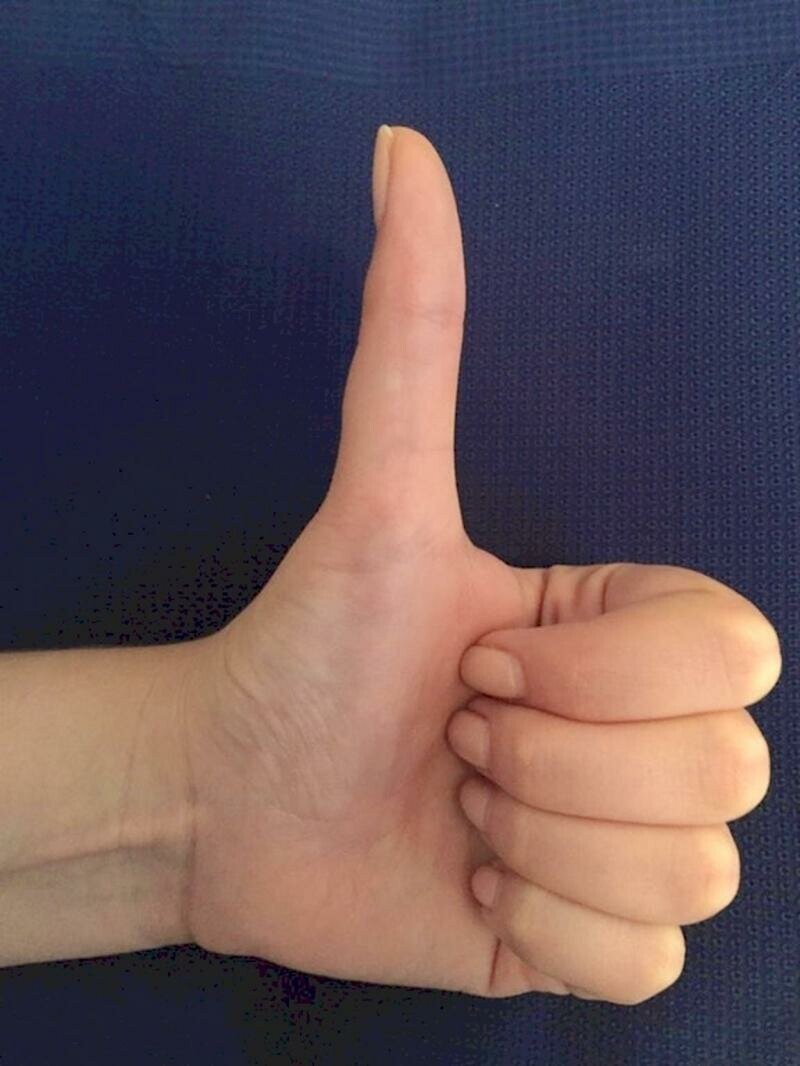 6. Прямой и очень длинный большой палец! Разве такие бывают?