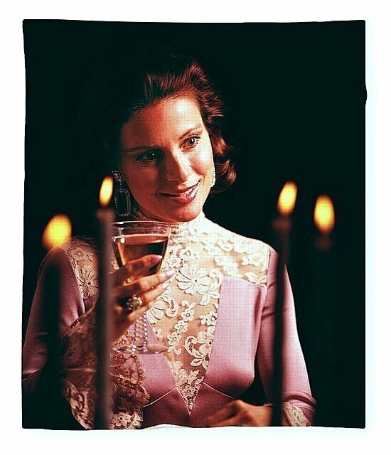 Вечернее платье 1970-х годов 
