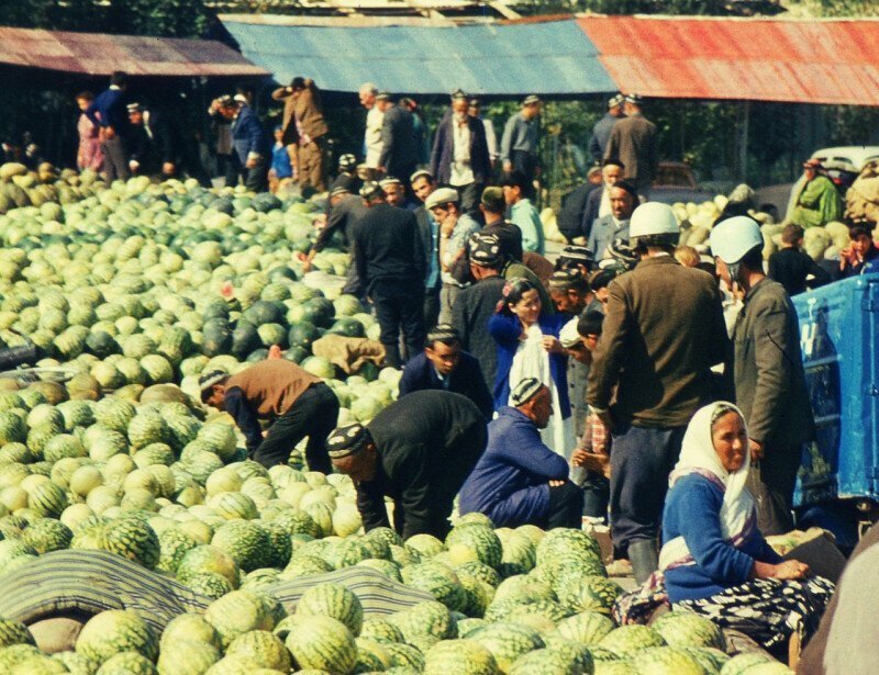 На рынке в Самарканде, 1971 год