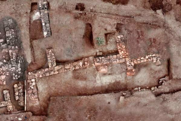 3. Греческие археологи обнаружили останки древнего города Тенеа