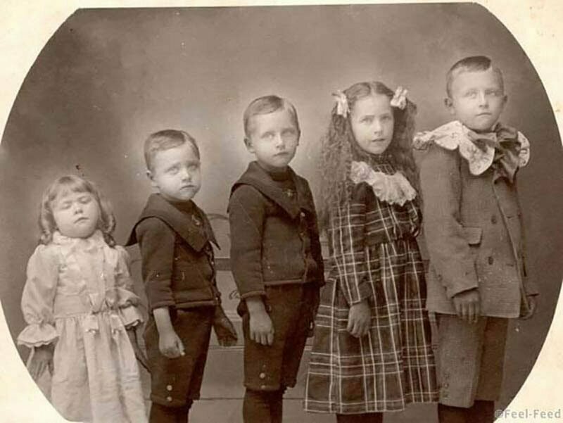 Шокирующие забавы: почему дети XIX века играли в похороны