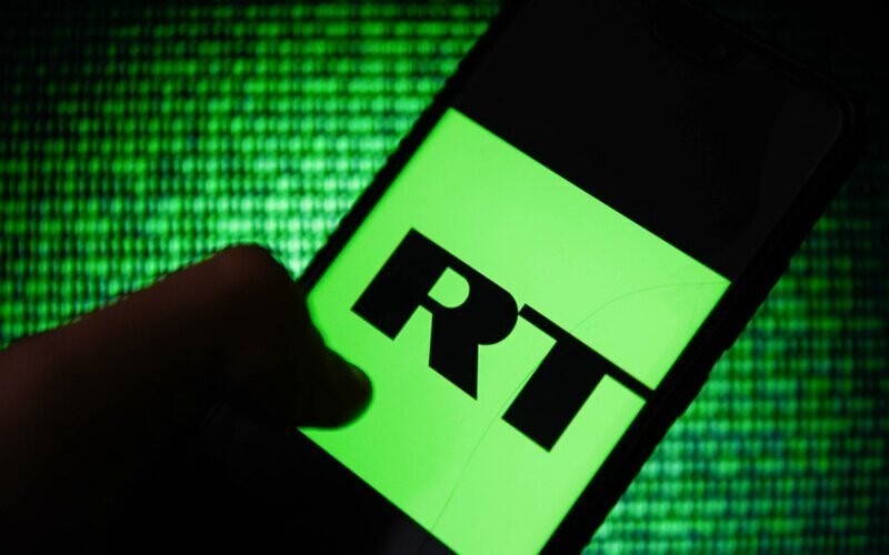 Russia Today запрещает сотрудникам критиковать компанию в течение 20 лет после увольнения